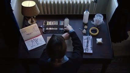 Don&#039;t Leave Home Bande-annonce VO