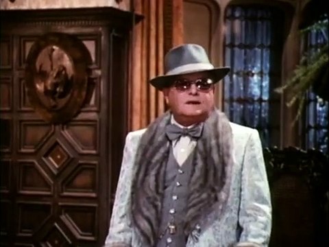 Un cadavre au dessert Bande-annonce VO