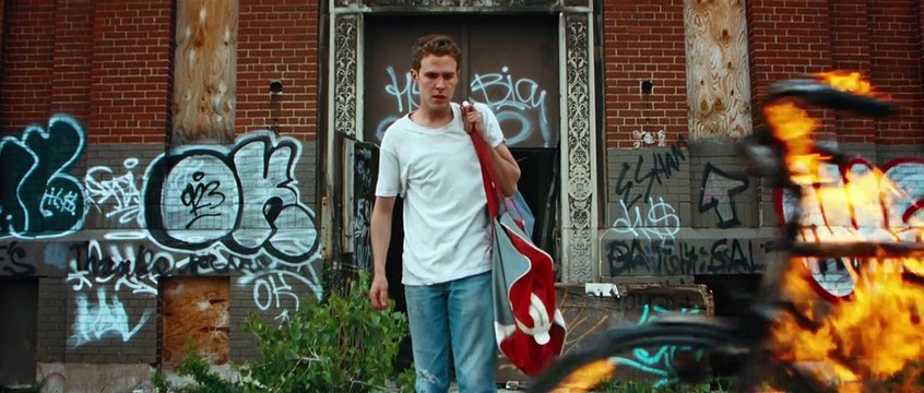 Lost River - EXTRAIT VOST La fuite