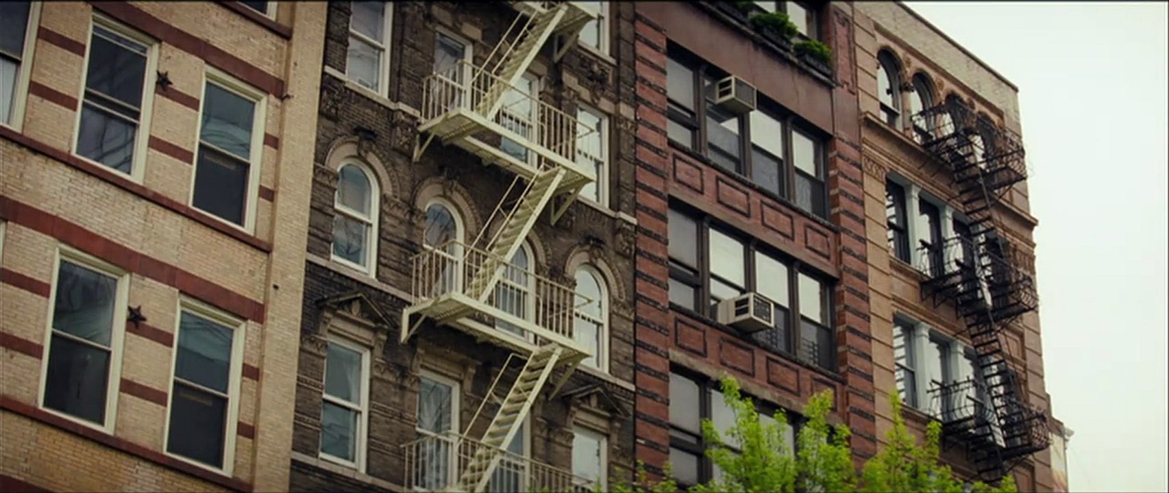 We Need to Talk About Kevin - EXTRAIT VOST "Bébé pleure"