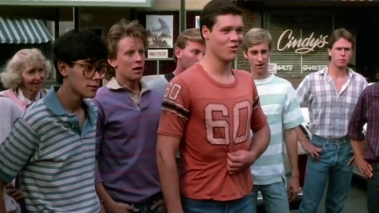 Elvira, Maîtresse des Ténèbres Bande-annonce VO