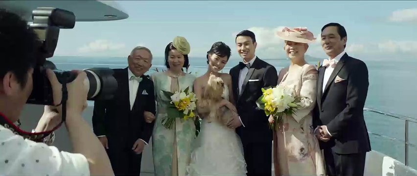 En eaux troubles Bande-annonce (2) VF