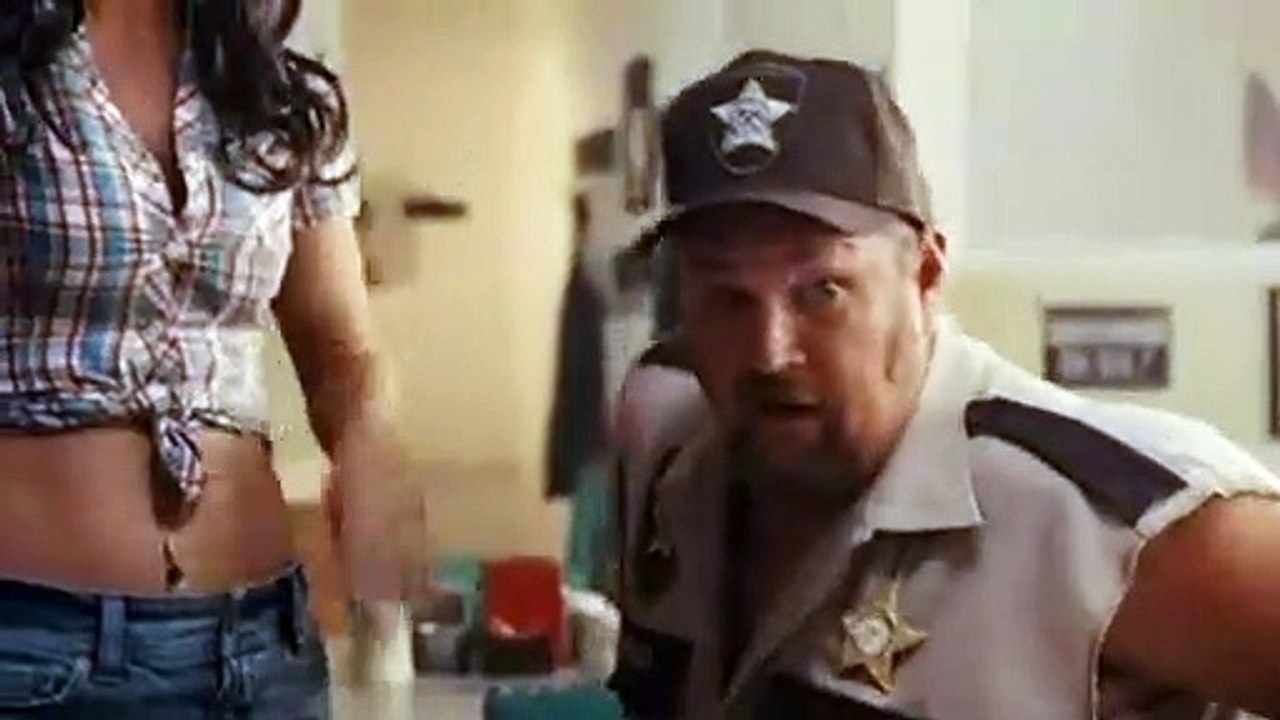 Hot Protection Bande-annonce VO