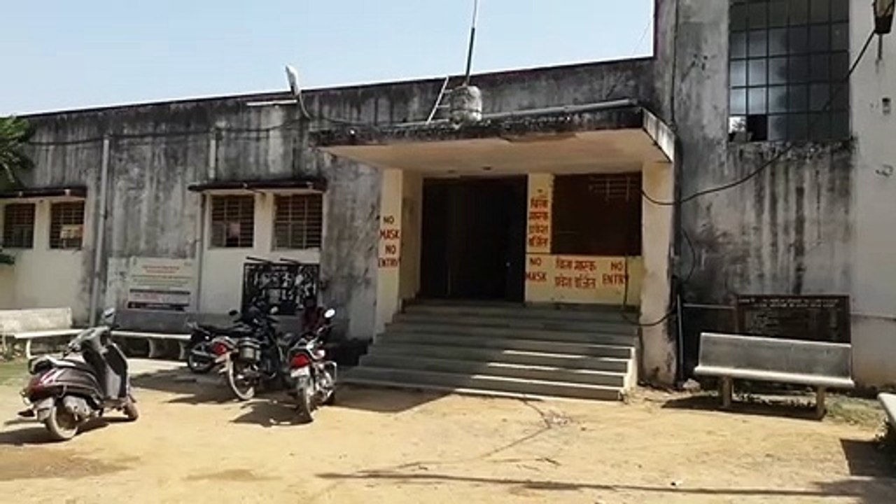इस प्रोजेक्ट को 17 साल बीते, इस अधिकारी पर गिरी...