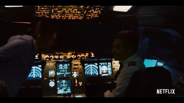 Into The Night - saison 1 EXTRAIT VF Un vol à haute tension