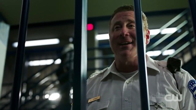 Arrow - saison 7 Bande-annonce VO