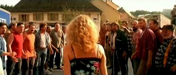 La Vie est à Nous! Bande-annonce VF