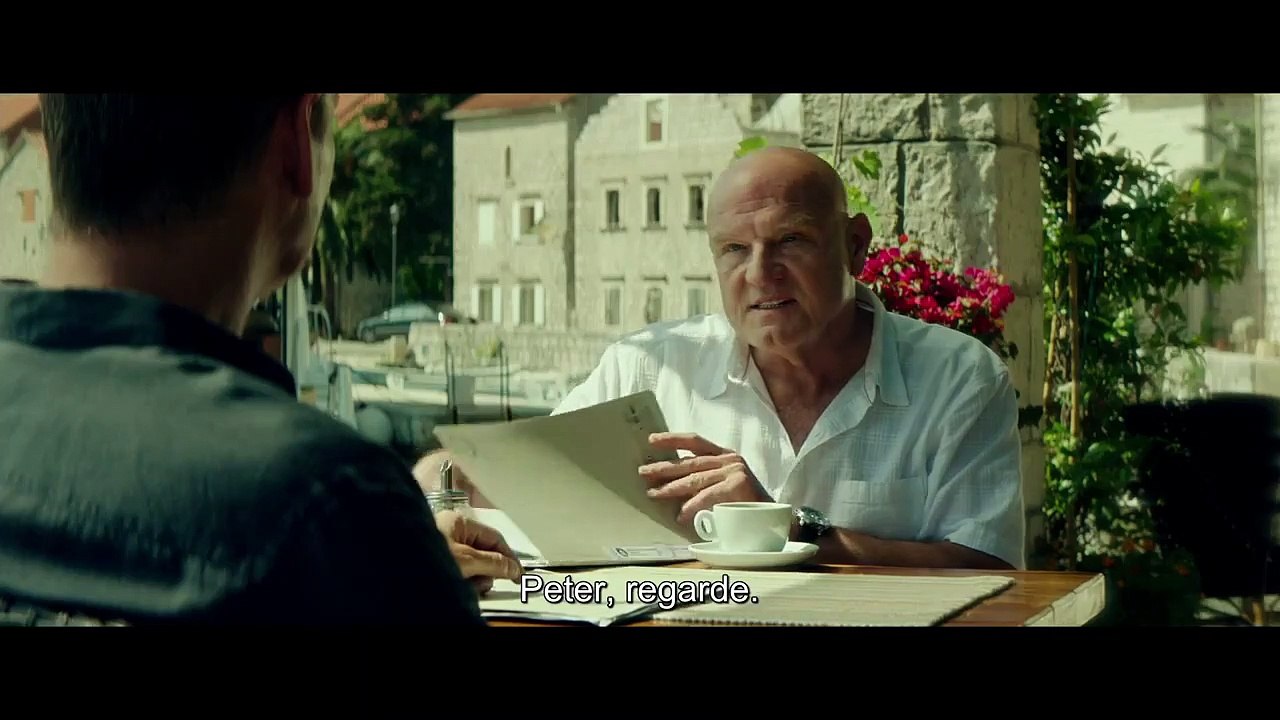 The November Man Bande-annonce VO