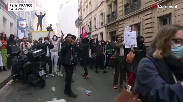 شاهد: اشتباكات بين طلاب جامعة السوربون والشرطة الفرنسية في باريس