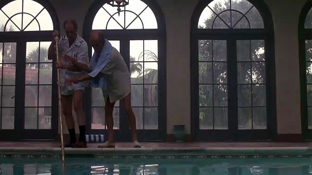 Cocoon EXTRAIT VO Dans la piscine