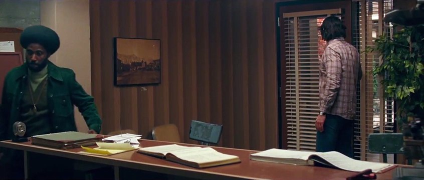 BlacKkKlansman - J'ai infiltré le Ku Klux Klan EXTRAIT VF Pour moi c'est un boulot