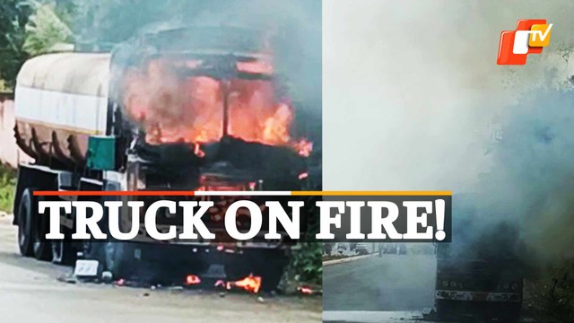 WATCH | Stationary Truck Bursts Into Flames