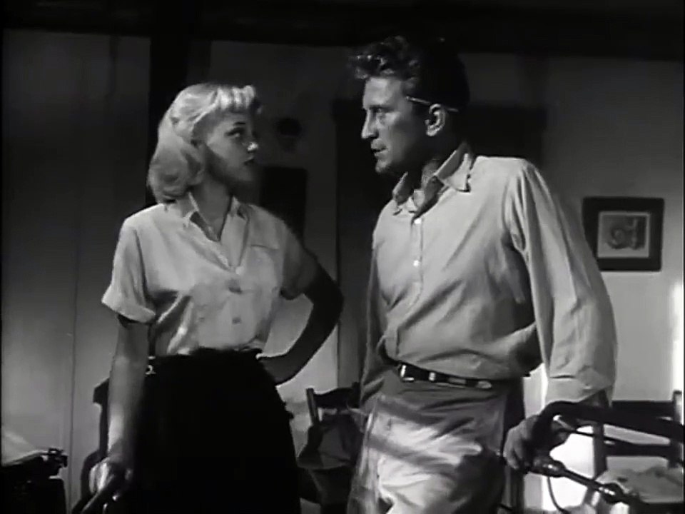 Le Gouffre aux chimères Bande-annonce VO