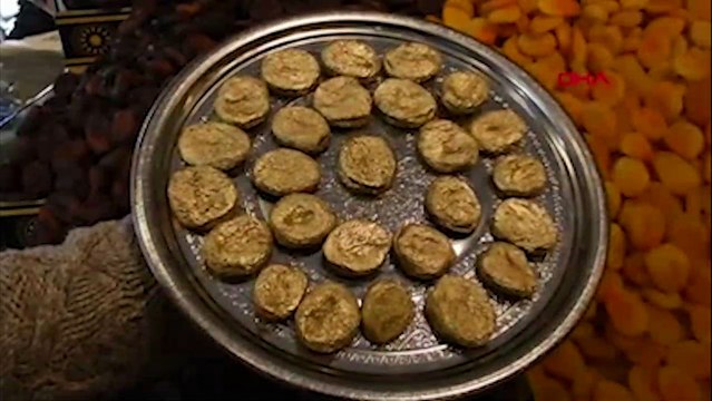 Altın kaplamalı kayısı 10 bin liradan satılıyor