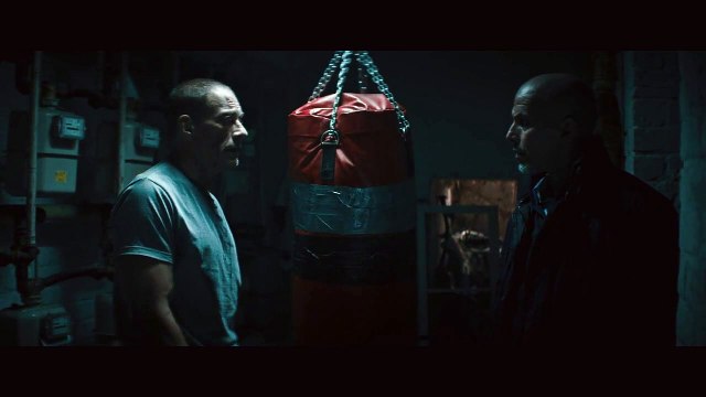 Lukas EXTRAIT VF C'est pas le moment de craquer