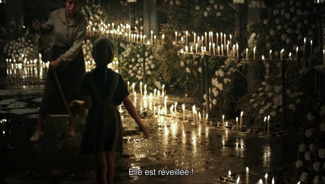 Eva ne dort pas Bande-annonce VO