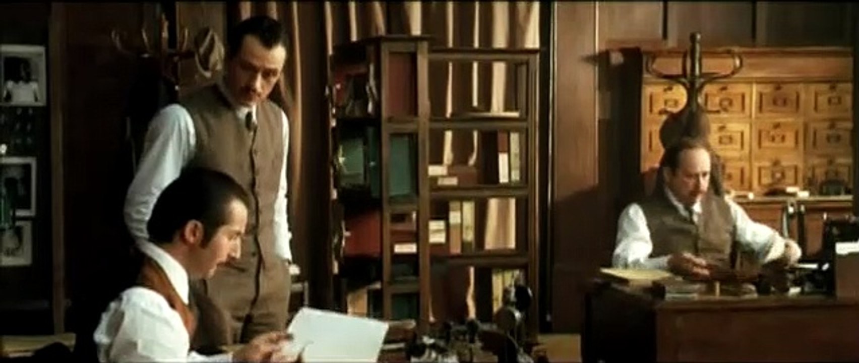 Les Brigades du Tigre Extrait vidéo (3) VF