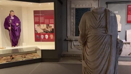 Trak eserleri tarih meraklılarını zamanda yolculuğa çıkarıyor