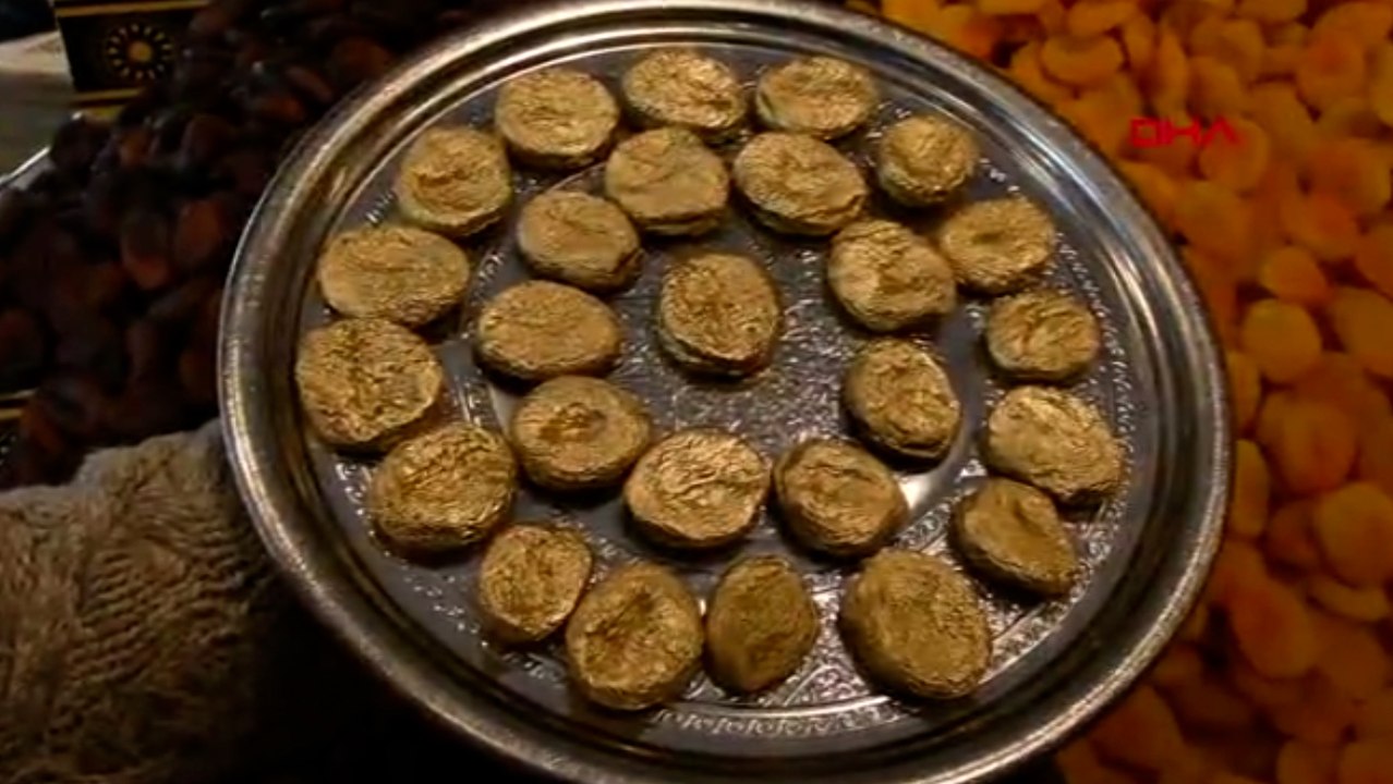 Altın kaplamalı kayısı