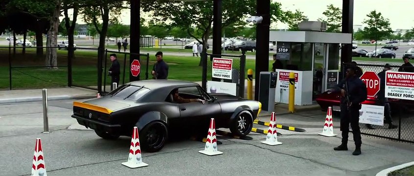 Transformers : l'âge de l'extinction - EXTRAIT VF Confrontation Shane & Cade