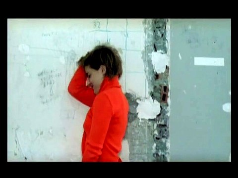 Somewhere in between Extrait vidéo VF