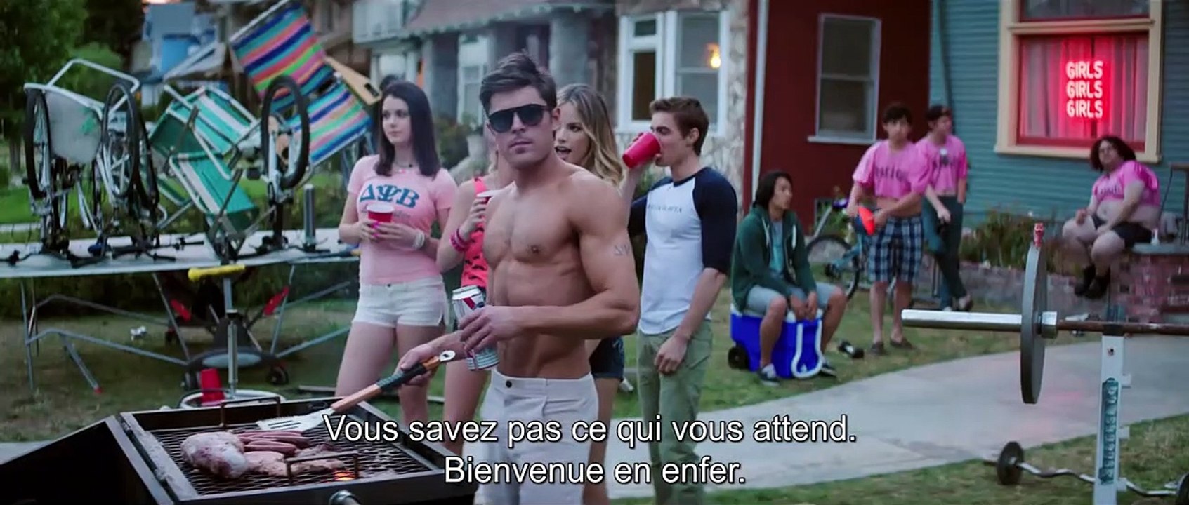 Nos pires voisins Bande-annonce (3) VO