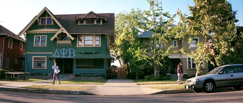 Nos pires voisins Bande-annonce (3) VF