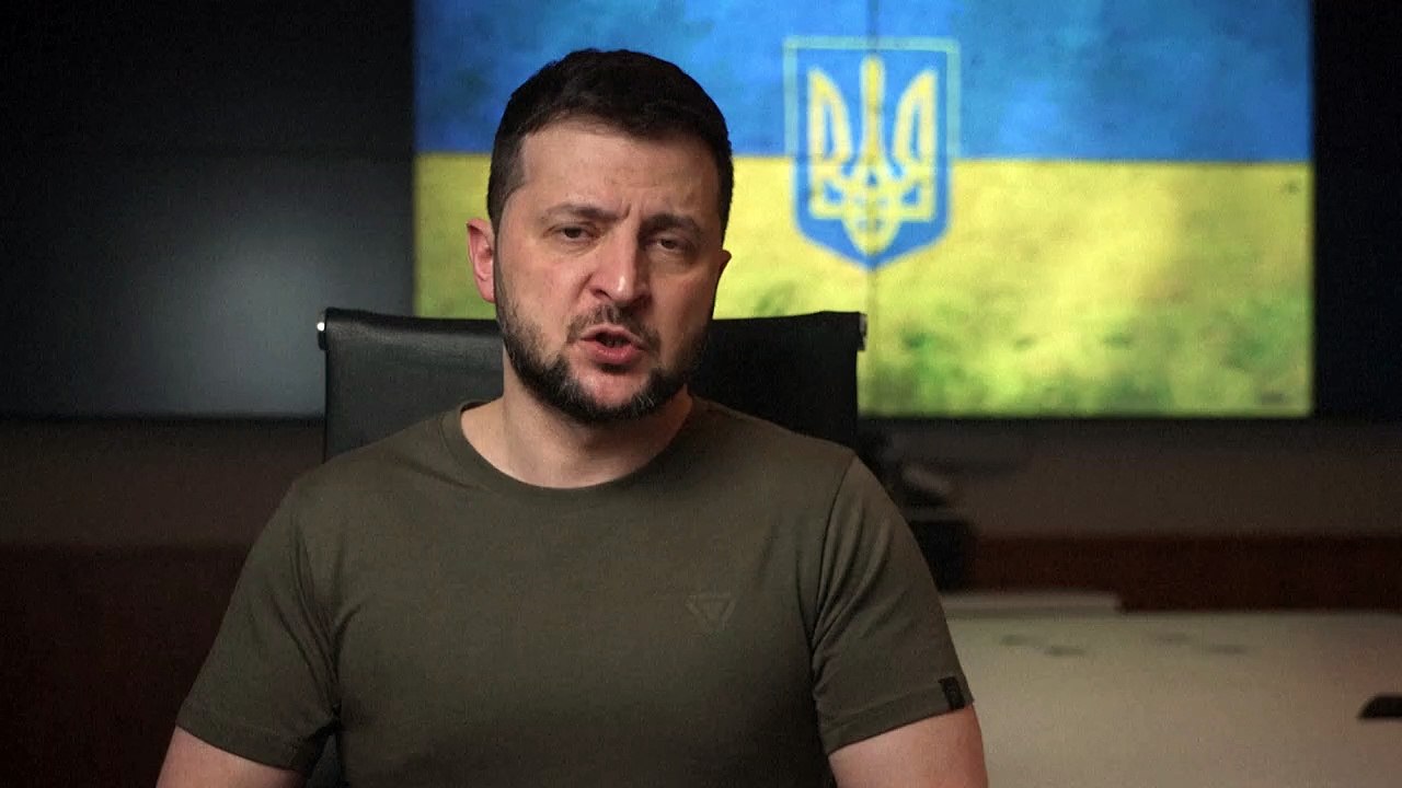 Ukraine: la guerre serait plus courte si l'Ukraine recevait plus d'armes (Zelensky)
