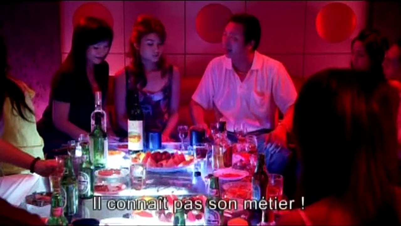 Voiture de luxe Extrait vidéo (2) VO