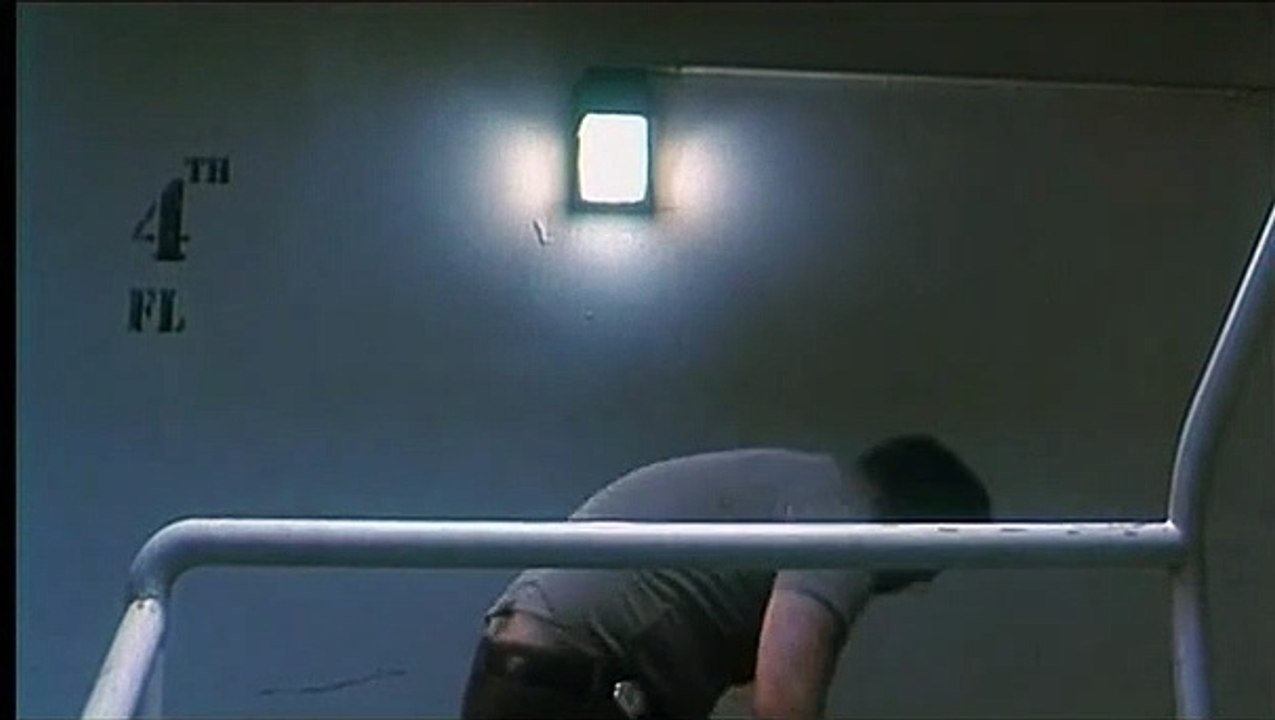 La Jeune fille de l'eau Extrait vidéo (3) VF