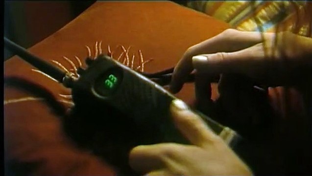 La Jeune fille de l'eau Extrait vidéo (4) VF