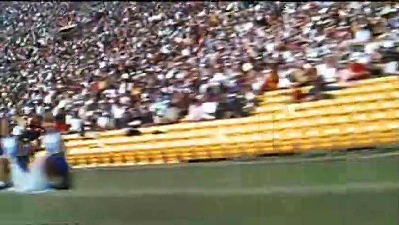 Le Crime c'est notre business Bande-annonce VO