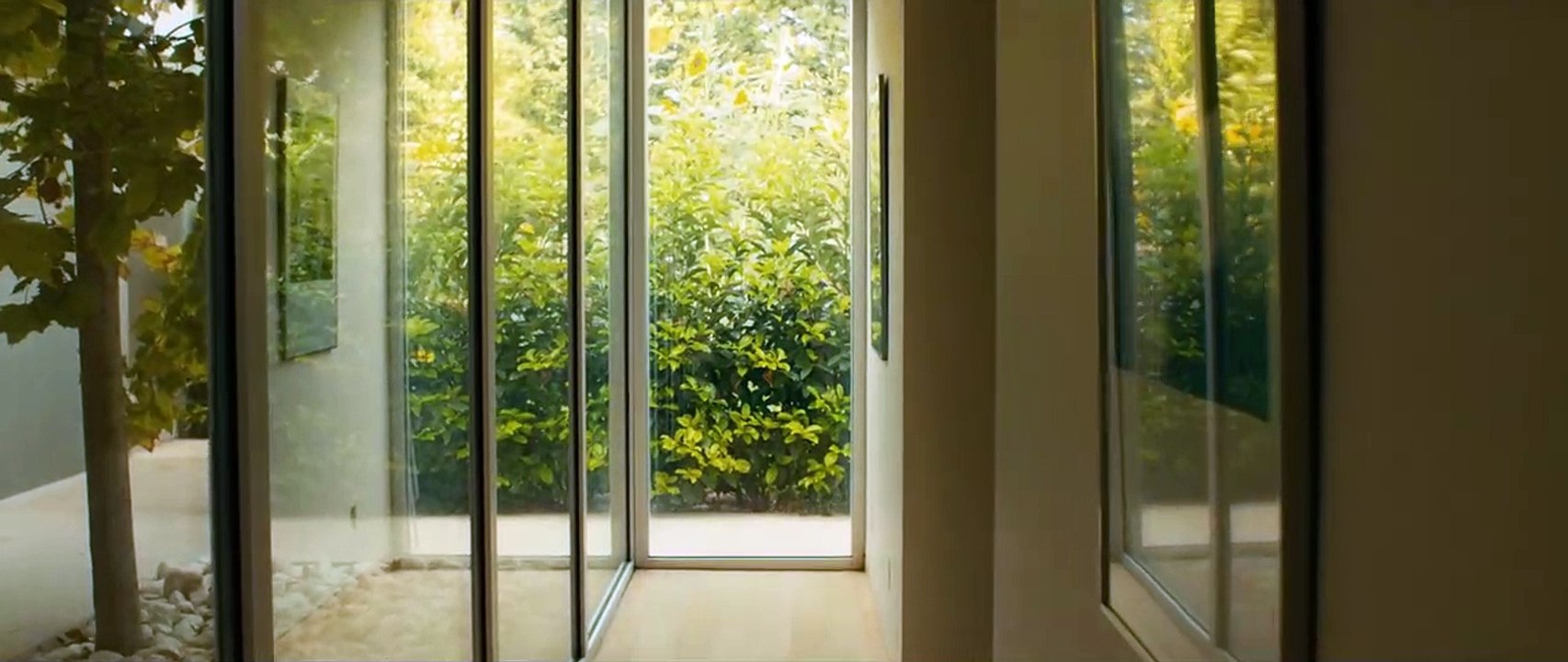 Blind Sun - EXTRAIT VOST "Seul dans la maison"