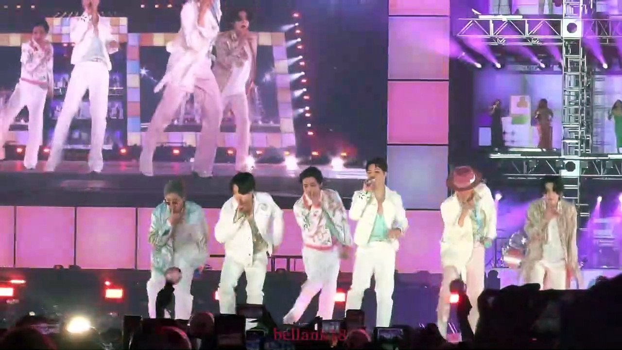 PTD ON STAGE LAS VEGAS  DAY-2  BUTTER FULL PERFORMANCE