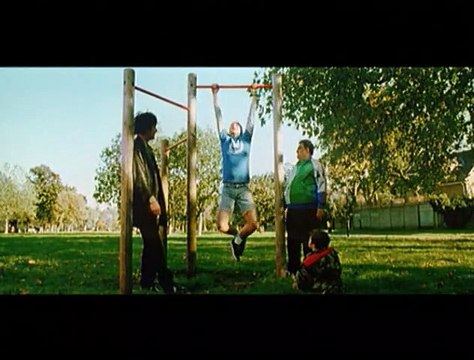 Cours toujours Dennis Extrait vidéo (4) VF