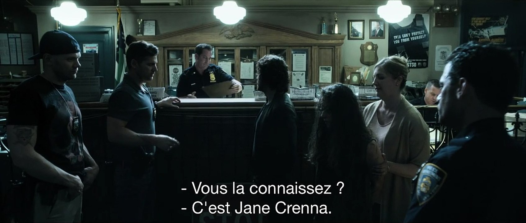 Délivre-nous du mal - EXTRAIT VOST "Où est votre col, padre ?"