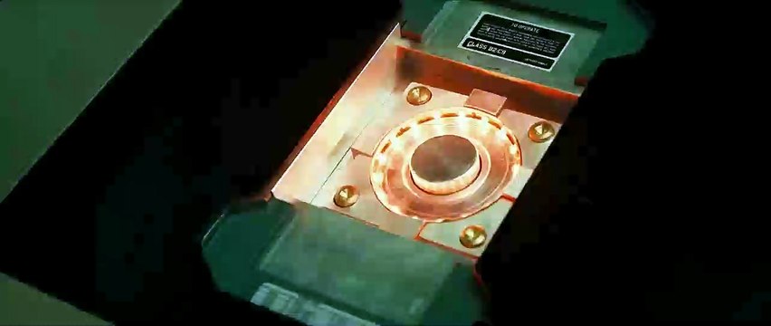 Lock Out Bande-annonce VF