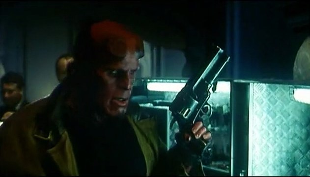 Hellboy II les légions d'or maudites Bande-annonce (2) VF