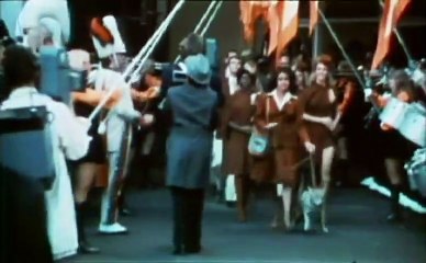 Le Bus en folie Bande-annonce VO