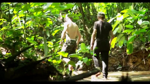 Un monde ailleurs BONUS VF Entretien avec le réalisateur Etienne Faure