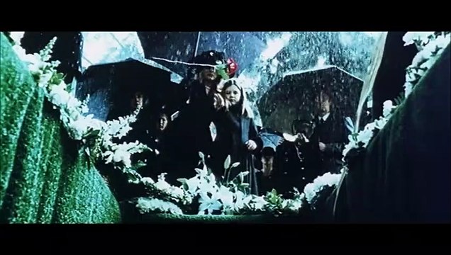 Domino Bande-annonce VO