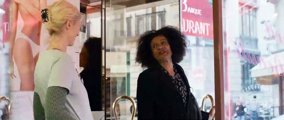 Elle l&#039;adore Bande-annonce VF