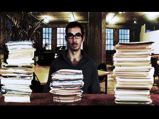 Naître ? Bande-annonce VF