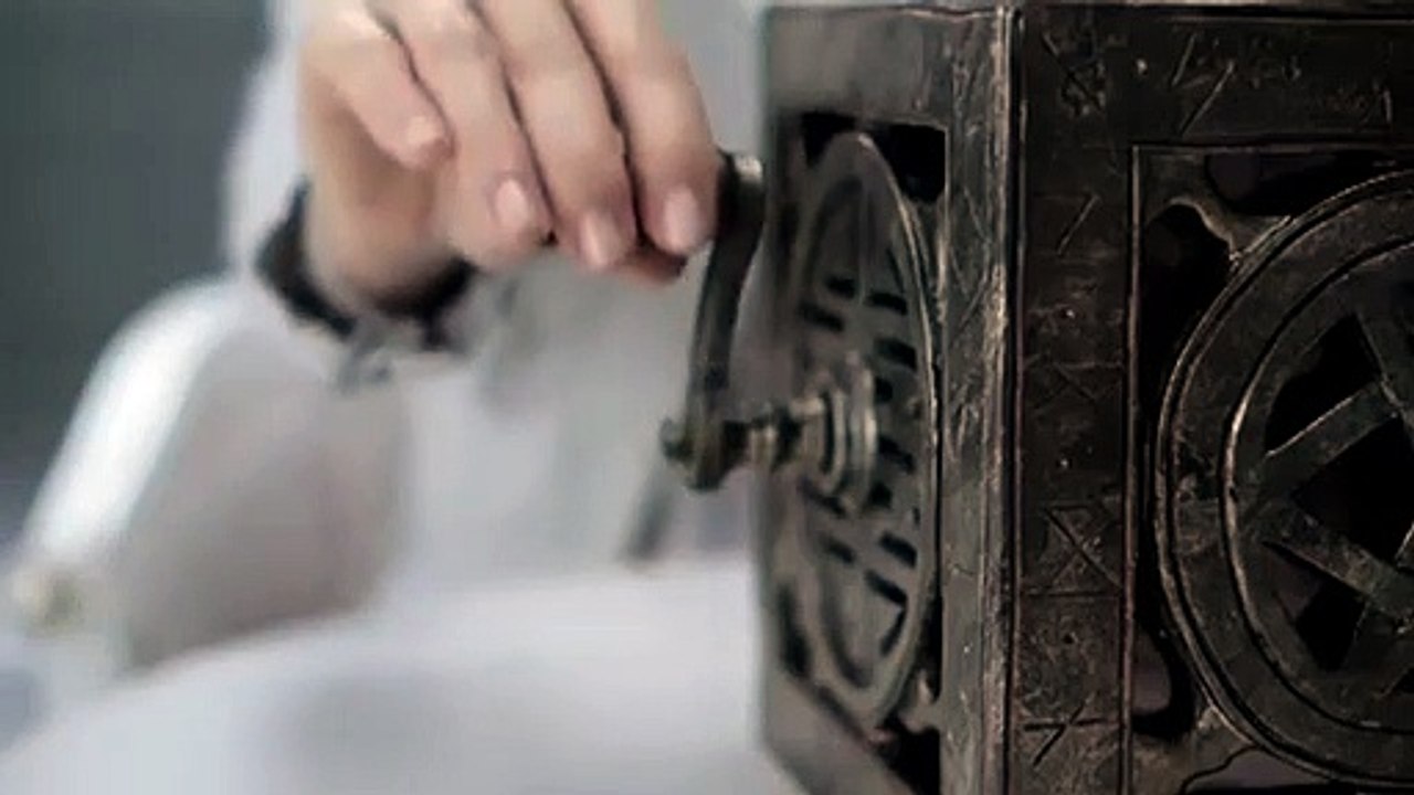 Lost Girl - saison 2 Teaser VO