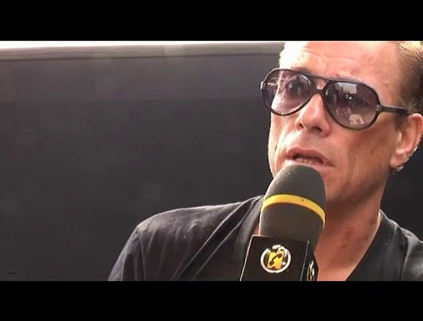 Jean-Claude Van Damme Interview 3: JCVD - Vidéo Dailymotion