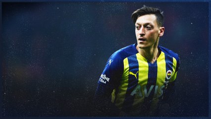 La terrible déchéance de Mesut Özil