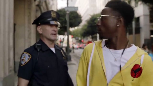 Two Distant Strangers Bande-annonce VO