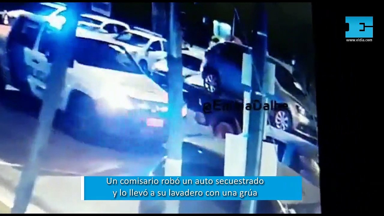 Insólito: comisario robó un auto secuestrado y lo llevó con una grúa a su lavadero