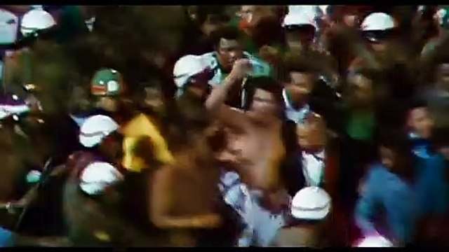 Facing Ali Bande-annonce VO