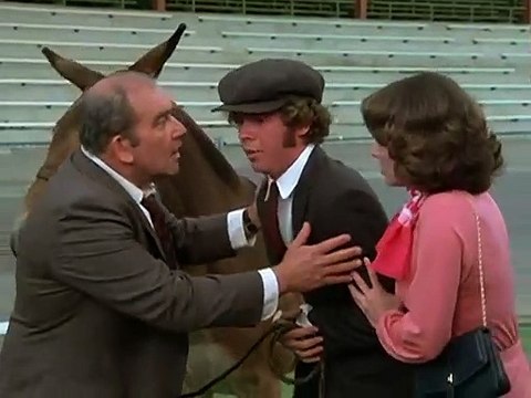 Gus Bande-annonce VO